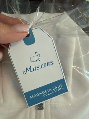 Magnolia Lane Collection Masters White Women's Zip-Front Top